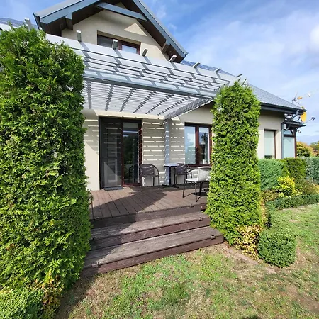 ホームステイ Pod 22 *